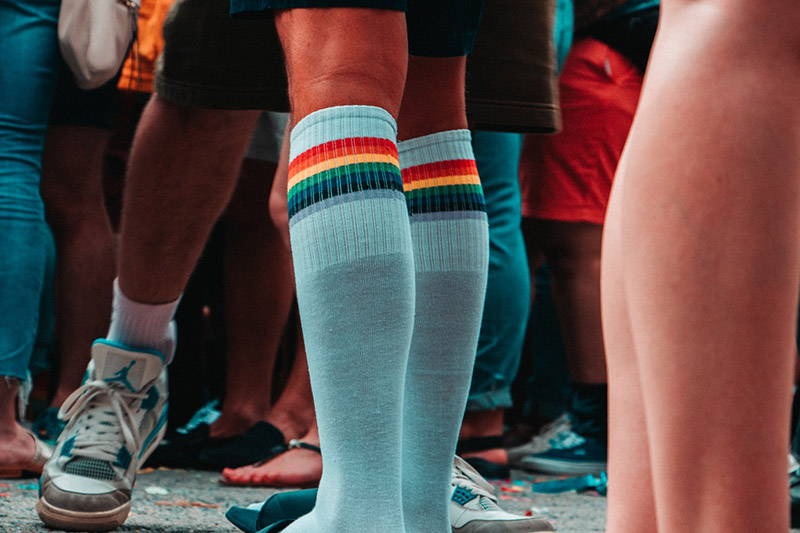Porter des chaussures sans chaussettes : c’est possible !