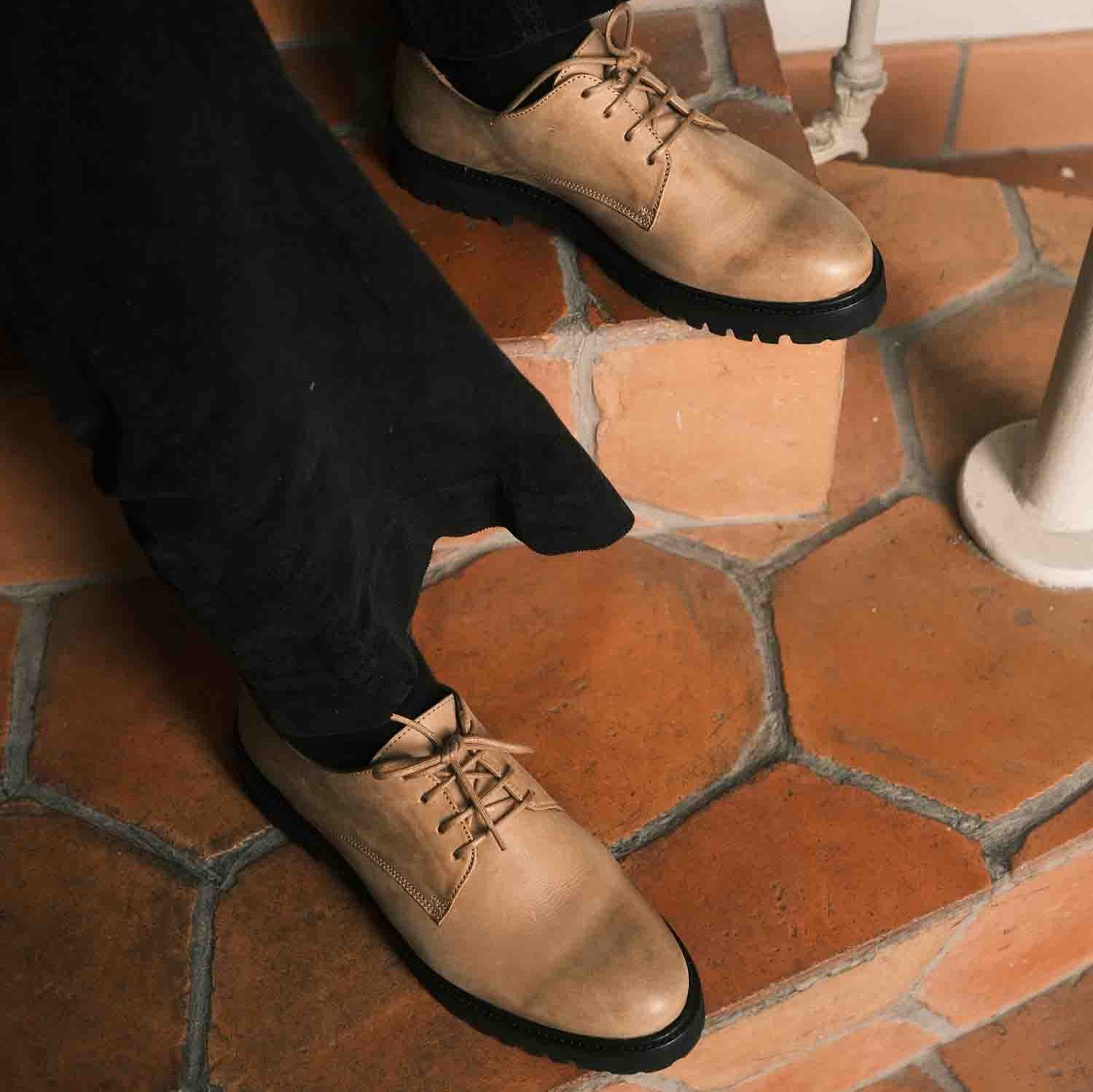 Derbies en cuir beige femme confortable hallux valgus