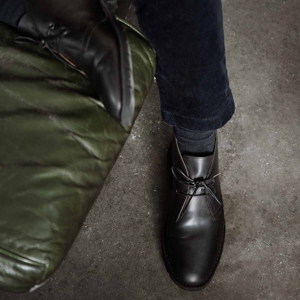 Desert boots en cuir noir confortable homme pieds sensibles