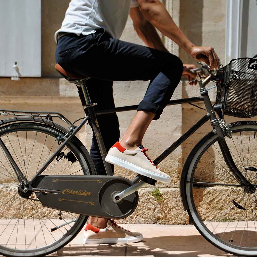 Sneakers daim homme pieds sensibles