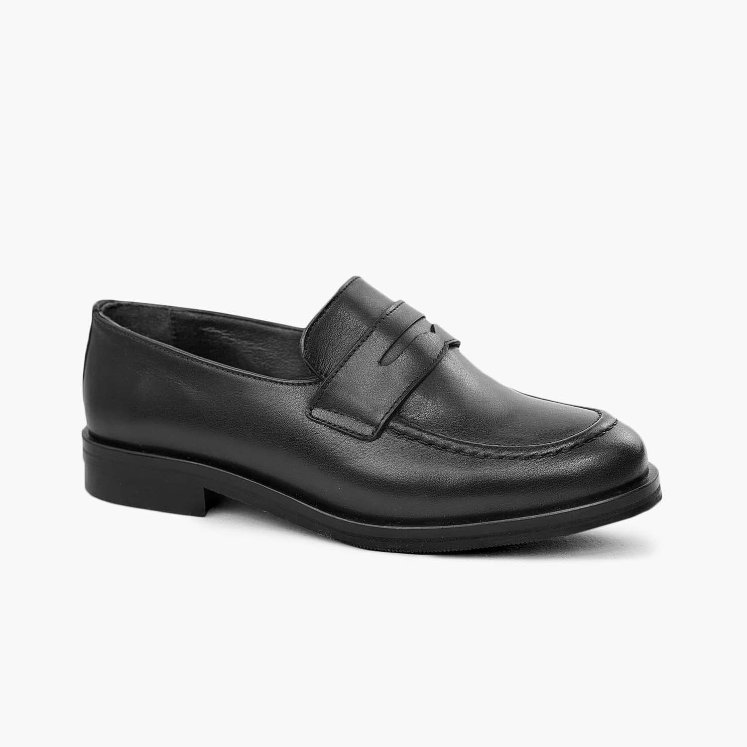 Professional shoe in soft leather with a wide forefoot, suitable for hallux valgus