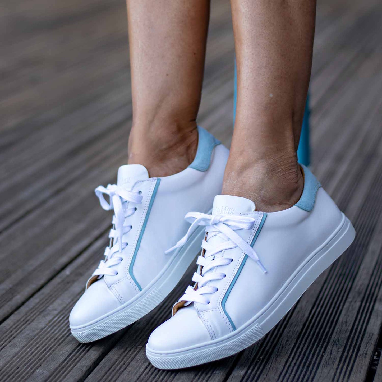Sneakers femme bleu ciel semelles orthopédiques